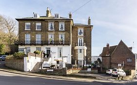 Hubert House Guesthouse